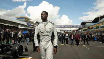Backdrop to the movie "F1" #1155338