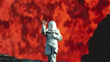 Backdrop to the movie "Fire of Love" #1025149