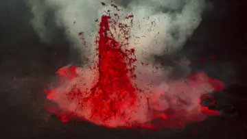 Backdrop to the movie "Fire of Love" #1168597