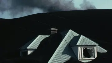 Backdrop to the movie "Fire of Love" #1168601