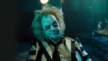 Backdrop to the movie "Beetlejuice Beetlejuice" #566077