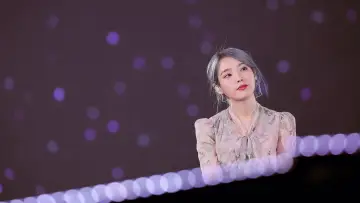 Backdrop to the movie "2019 IU Tour Concert" #461002