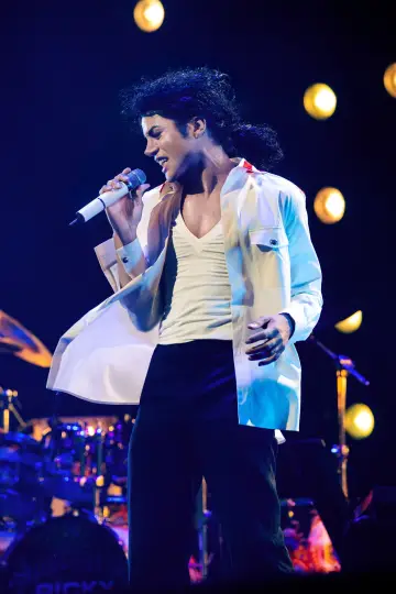 Poster to the movie "Michael" #517129
