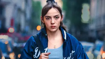Backdrop to the movie "Parisian Hustle" #1082891