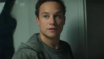Backdrop to the movie "Last Breath" #569119