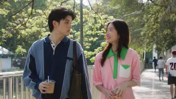 Backdrop to the movie "OMG! Oh My Girl" #817570