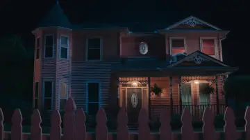 Backdrop to the movie "Lisa Frankenstein" #1165499