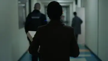 Backdrop to the movie "First Case" #1082569