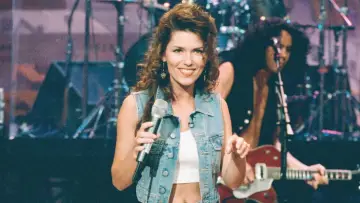 Backdrop to the movie "Shania Twain: Not Just a Girl" #1033219