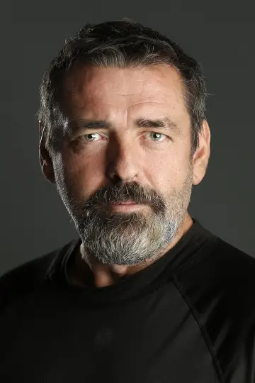 Photo Angus Macfadyen #41247