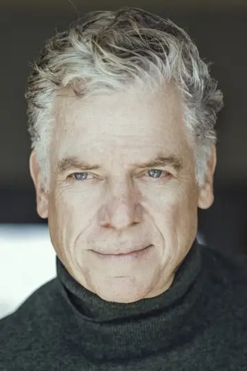 Photo Christopher McDonald #29992