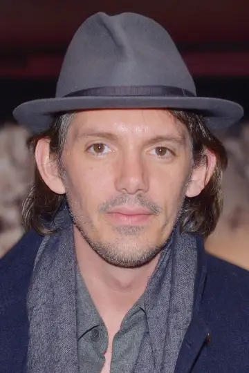 Photo Lukas Haas #10868