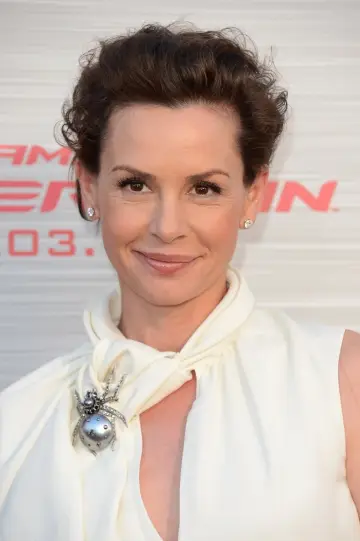 Photo Embeth Davidtz #724