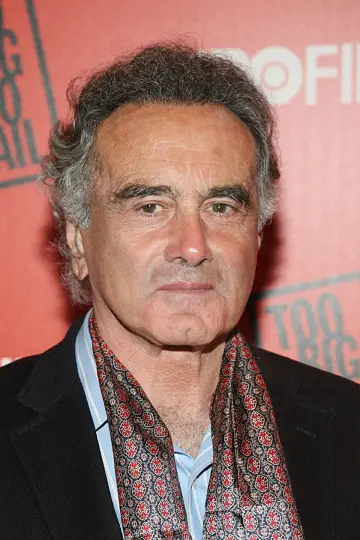 Photo Dan Hedaya #30290