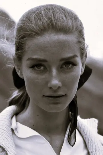 Photo Tania Mallet #145274