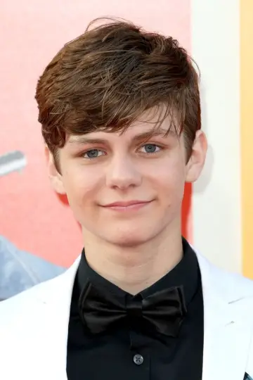 Photo Ty Simpkins #9542