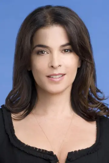 Photo Annabella Sciorra #98853