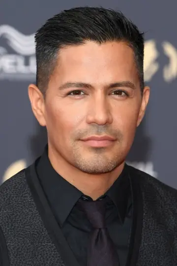 Photo Jay Hernandez #31023