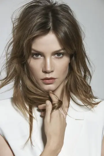 Photo Sylvia Hoeks #400369