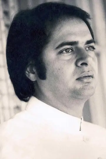 Photo Farooq Shaikh #154010