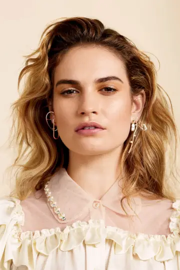 Photo Lily James #32731