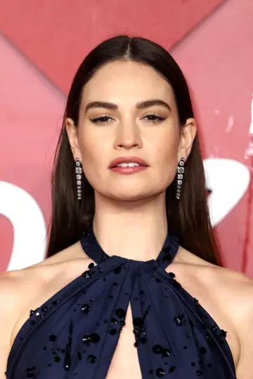 Photo Lily James #66195
