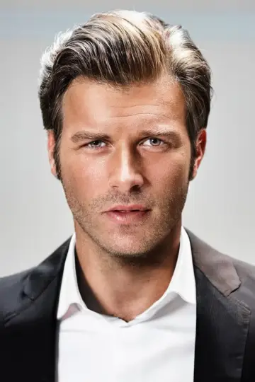Photo Kıvanç Tatlıtuğ #330791