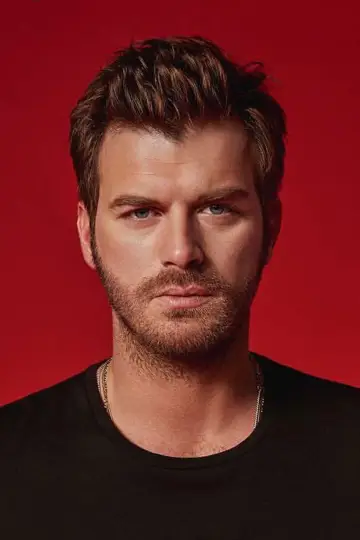 Photo Kıvanç Tatlıtuğ #330797