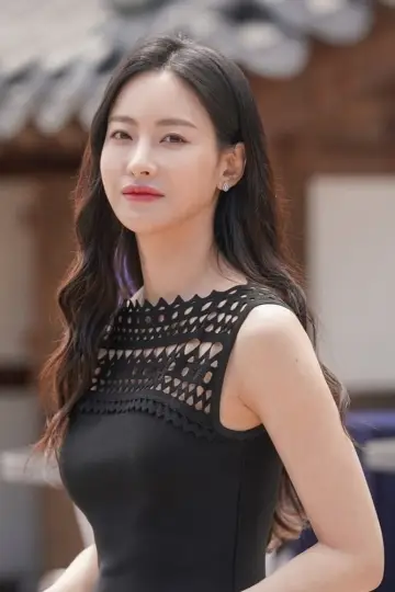 Photo Oh Yeon-seo #320080