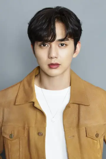 Photo Yoo Seung-ho #37702