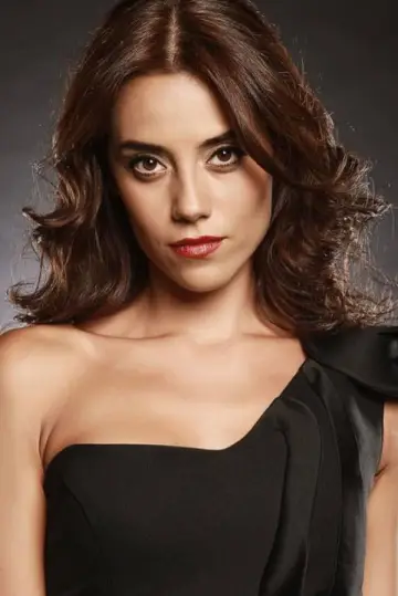 Photo Cansu Dere #426312