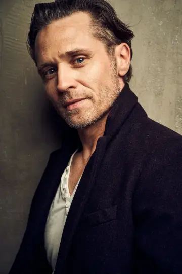 Photo Seamus Dever #234841