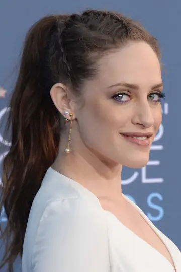 Photo Carly Chaikin #107050