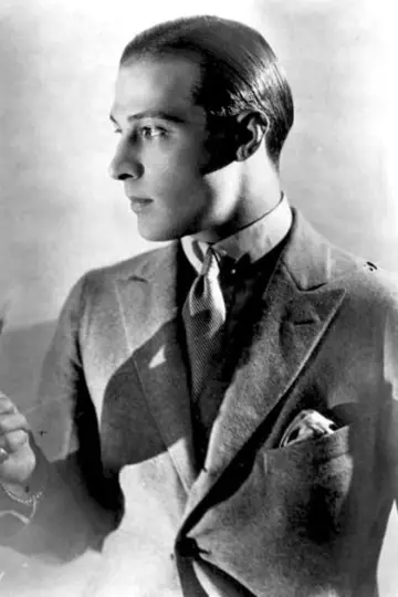 Photo Rudolph Valentino #381804