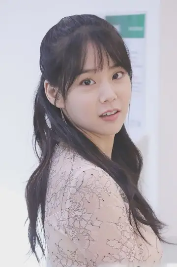 Photo Han Seung-yeon #314125