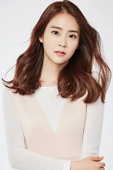 Photo Han Seung-yeon #314130