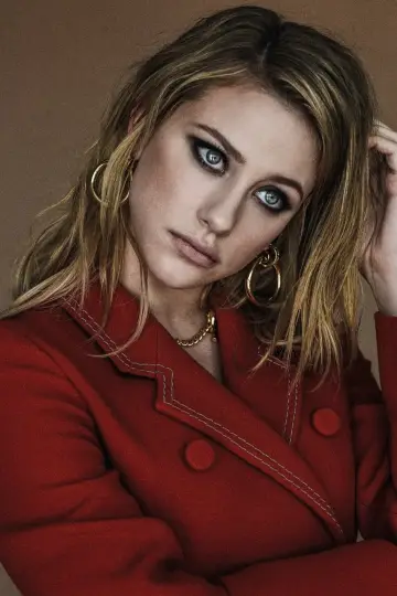 Photo Lili Reinhart #74088