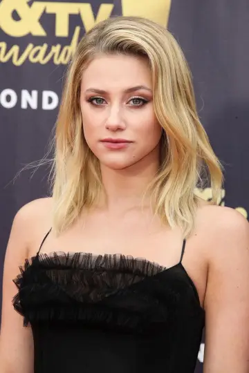 Photo Lili Reinhart #74095