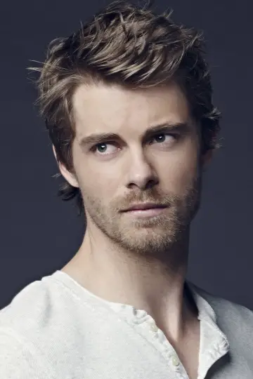 Photo Luke Mitchell #209994
