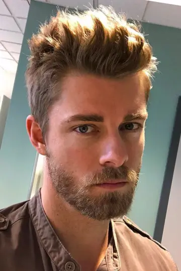 Photo Luke Mitchell #209999