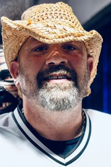 Photo 2 Tuff Tony #559135
