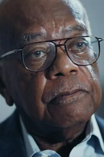 Photo Trevor McDonald #230636
