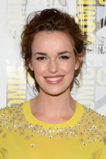 Photo Elizabeth Henstridge #262911