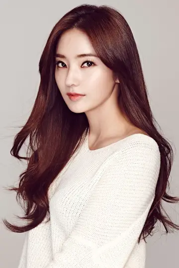 Photo Han Chae-young #376566