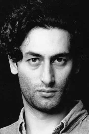Photo Alex Caan #407055