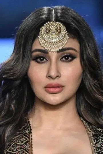 Photo Mouni Roy #330590