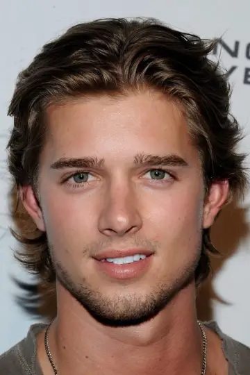 Photo Drew Van Acker #192382