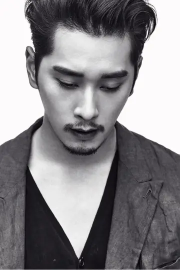 Photo Hwang Chan-sung #242373