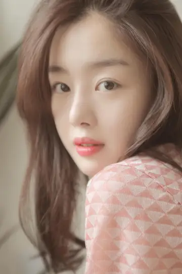 Photo Han Seon-hwa #260576