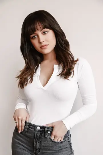 Photo Hayley Orrantia #401064